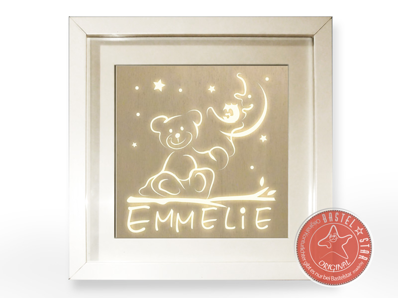 emmelie-eule-im-mond